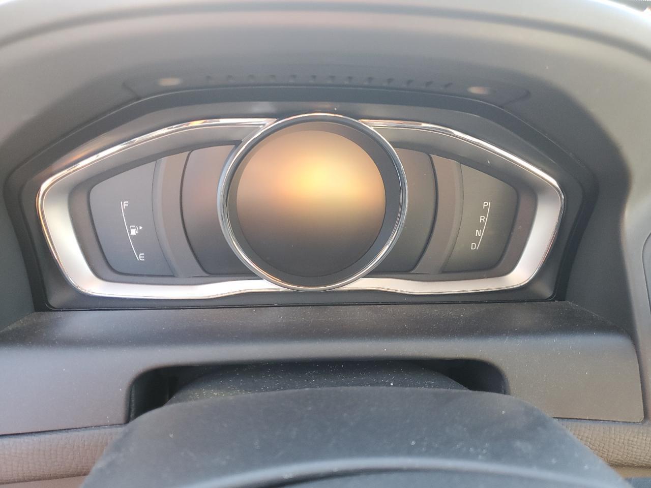 2017 VOLVO XC60