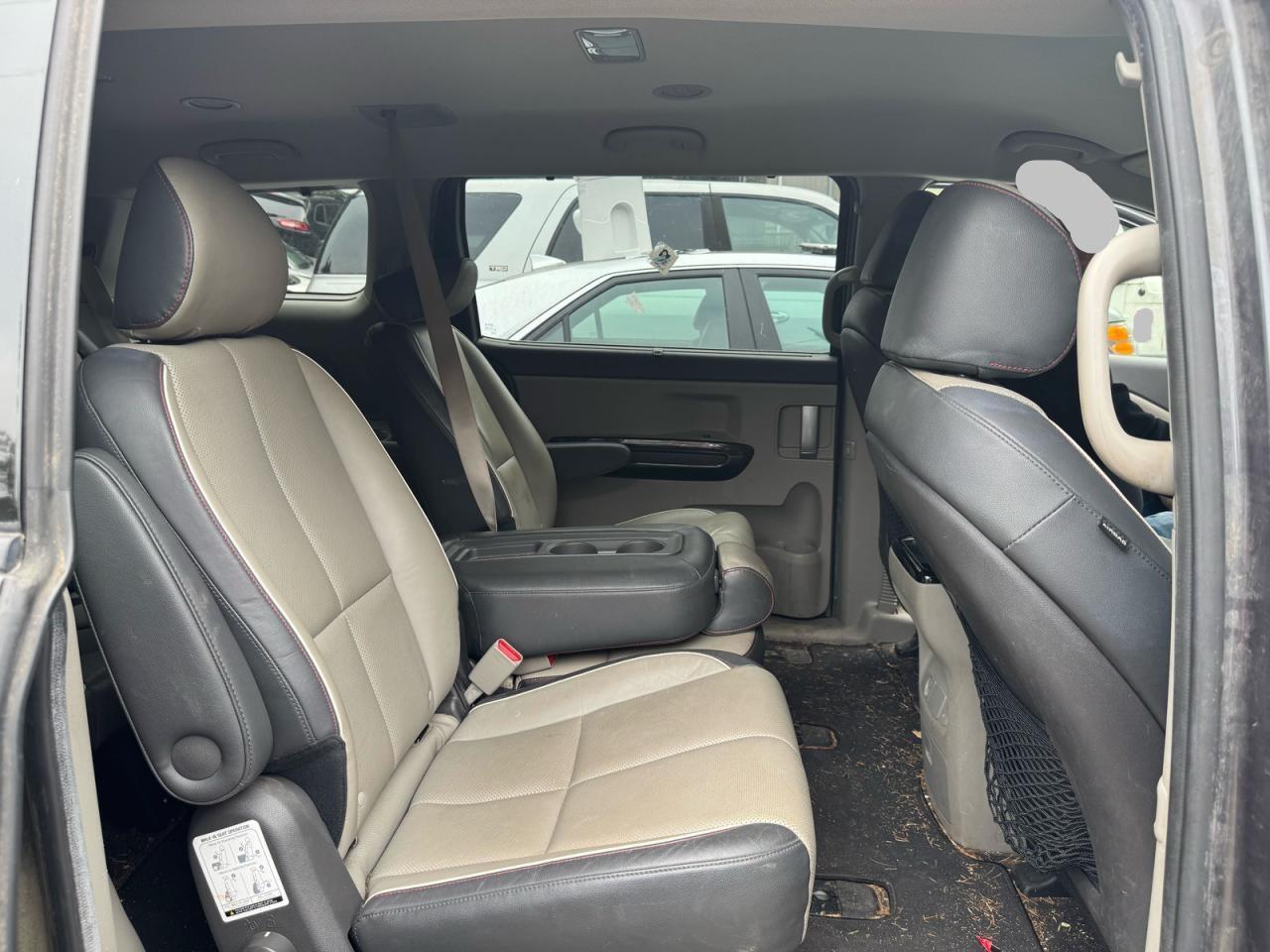 2015 KIA SEDONA