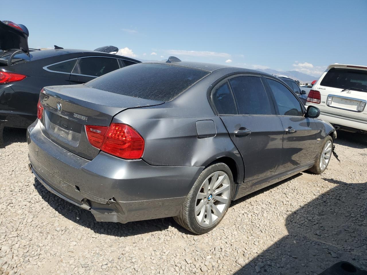 2011 BMW 3 SERIES