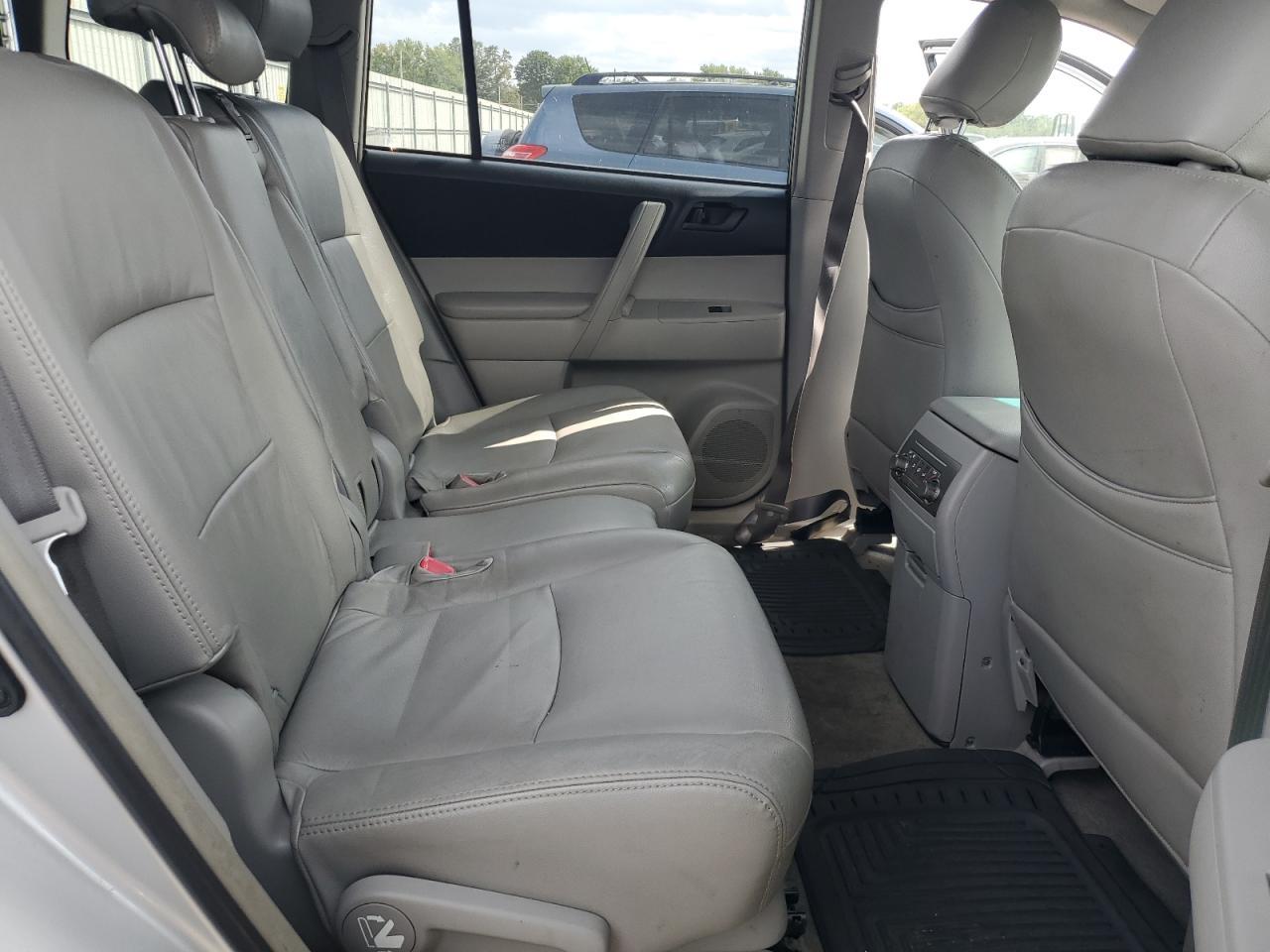 2008 TOYOTA HIGHLANDER