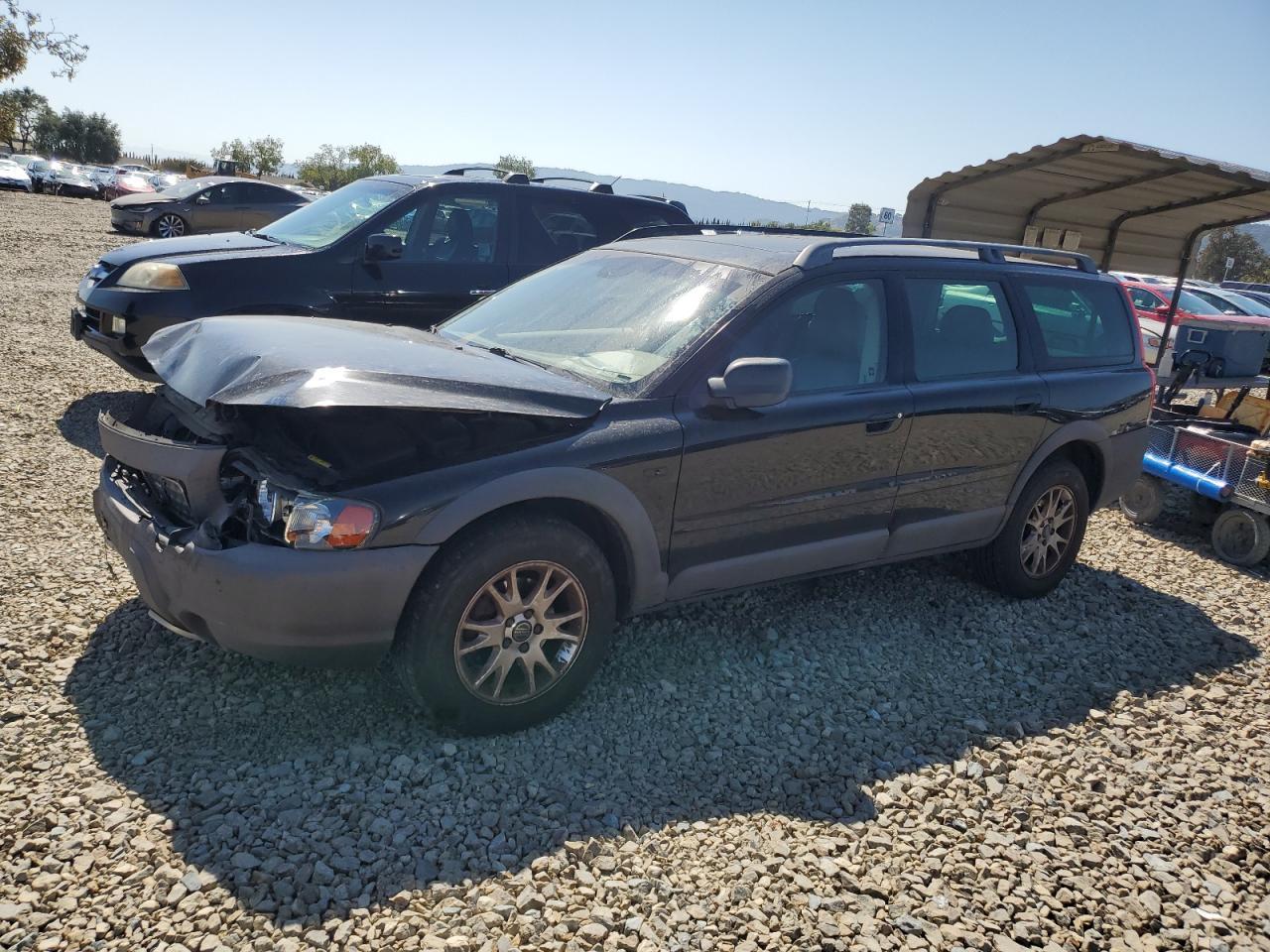 2004 VOLVO XC70