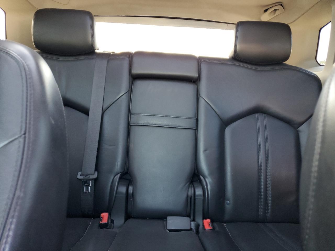 2010 CADILLAC SRX