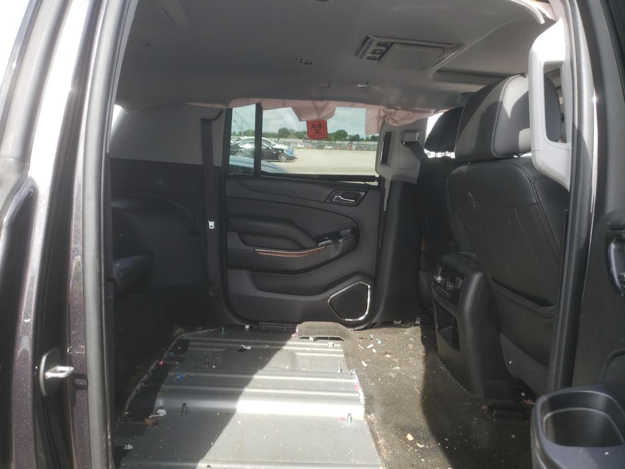 2017 CHEVROLET Suburban