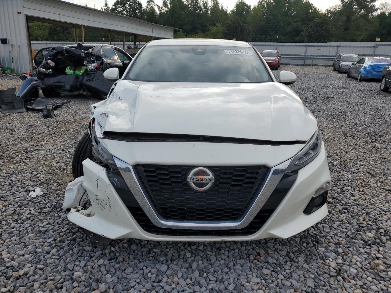 2019 NISSAN ALTIMA