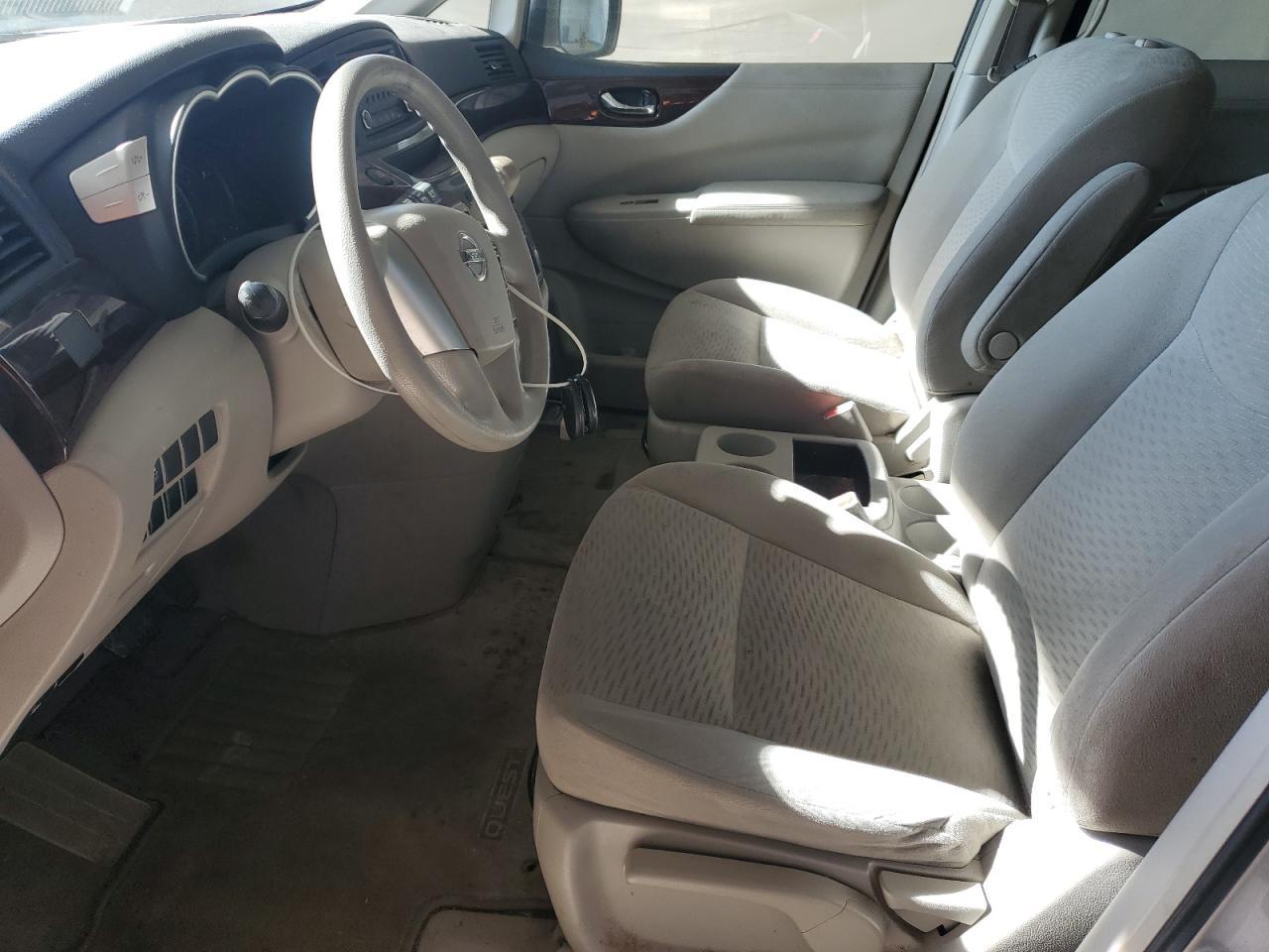 2015 NISSAN Quest