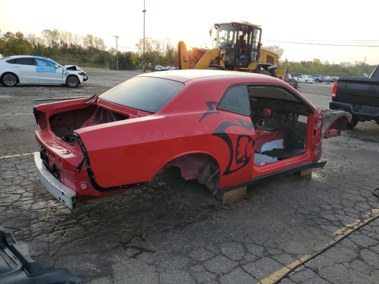 2016 DODGE Challenger