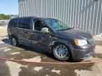 2016 CHRYSLER Town & Country