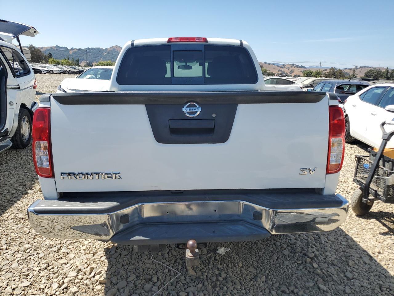 2015 NISSAN Frontier