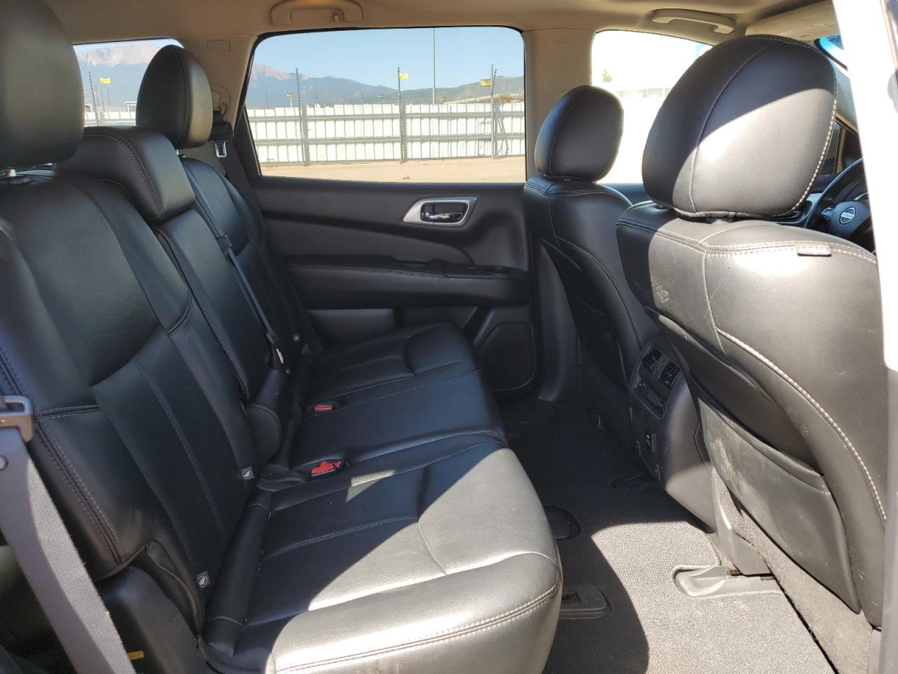 2015 NISSAN PATHFINDER