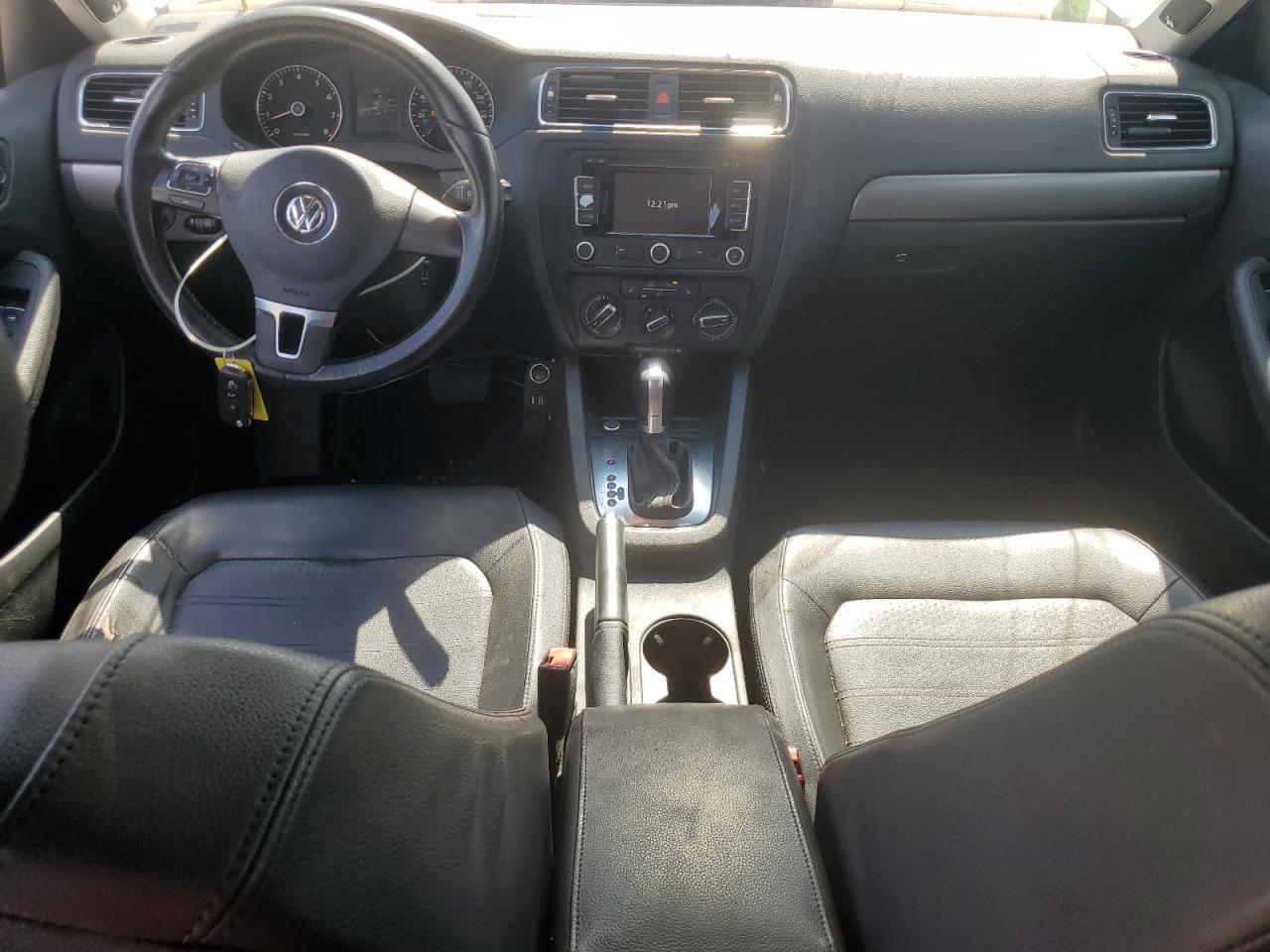 2013 VOLKSWAGEN JETTA