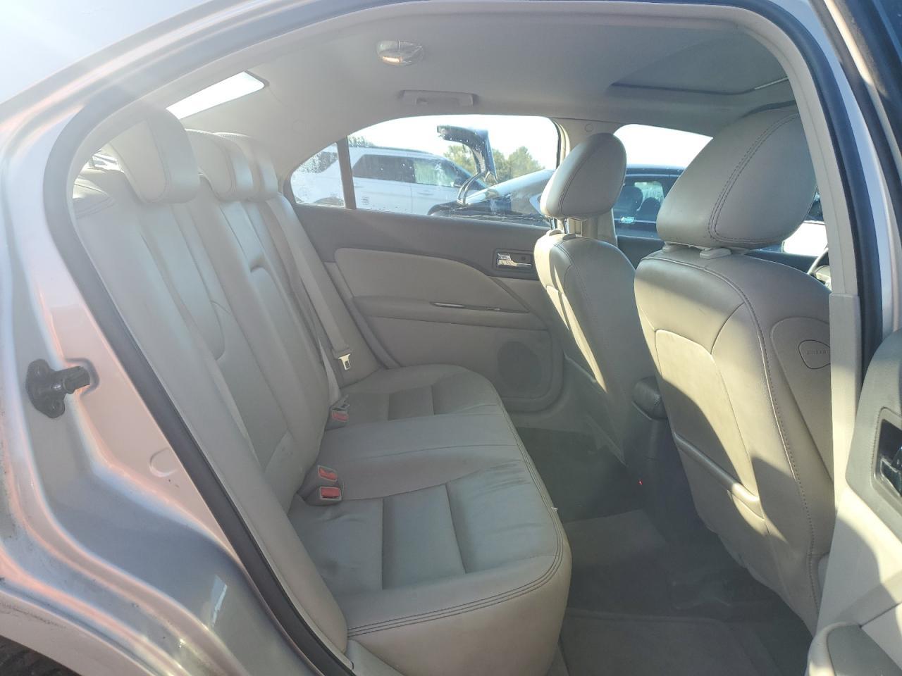 2010 FORD FUSION