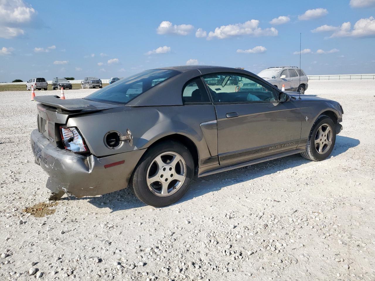 2002 FORD MUSTANG