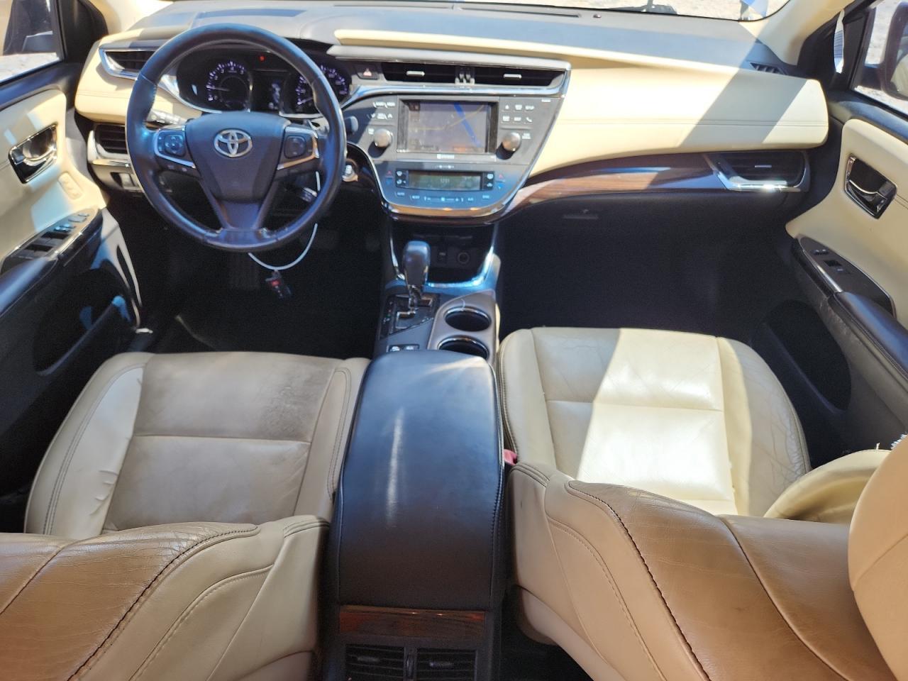 2013 TOYOTA Avalon