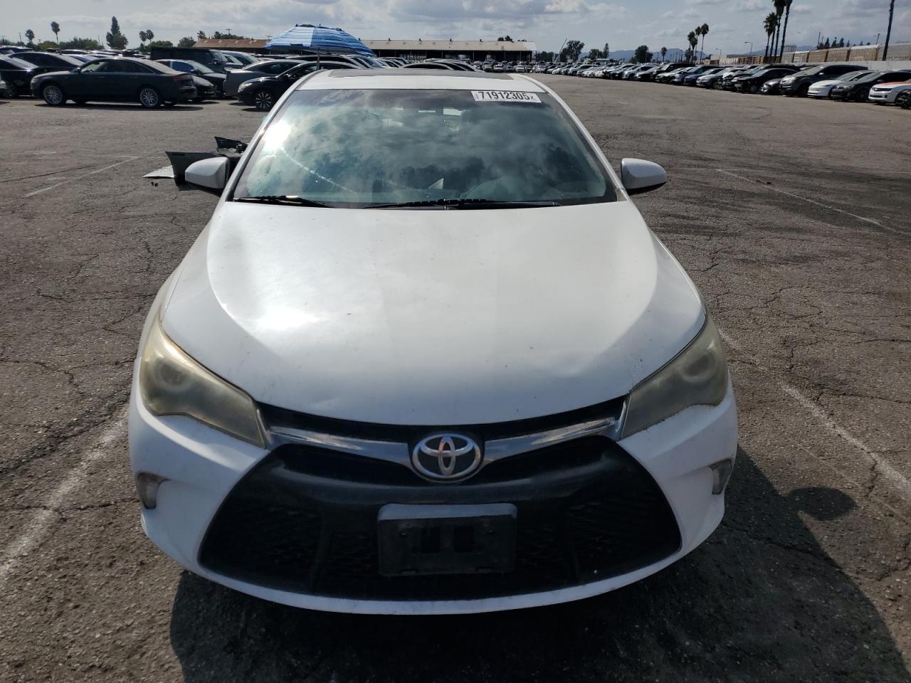 2016 TOYOTA CAMRY
