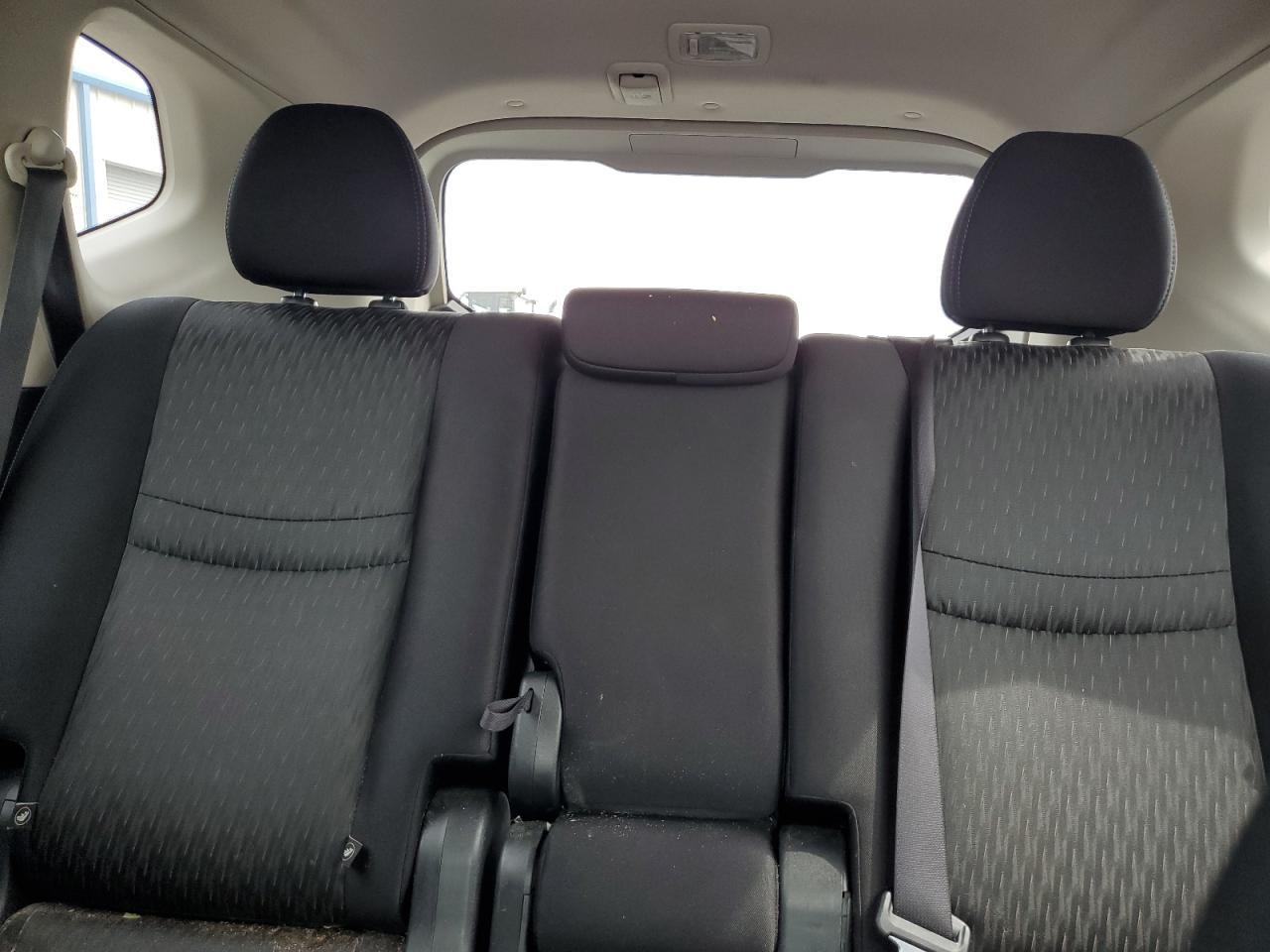 2017 NISSAN ROGUE