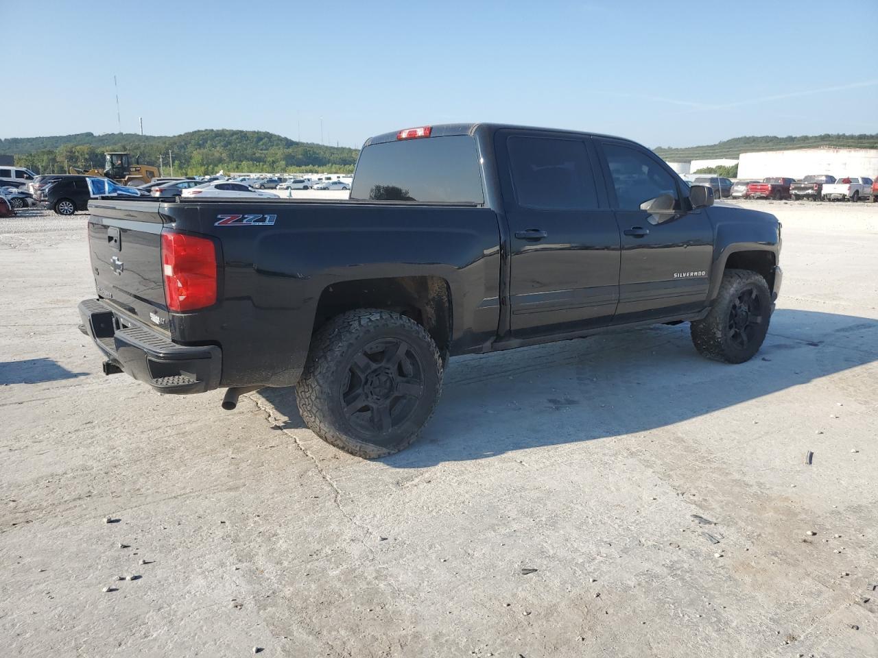 2017 CHEVROLET Silverado