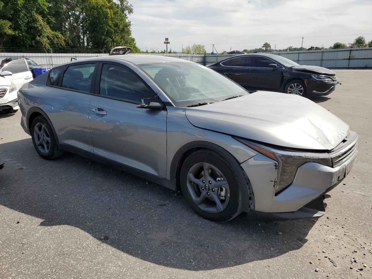 2025 KIA K4