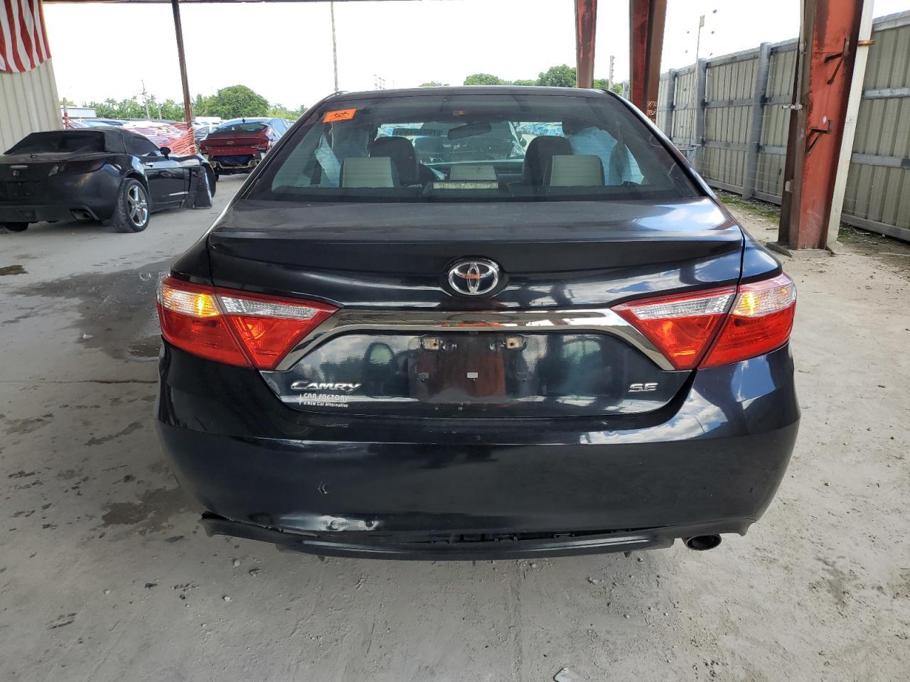 2015 TOYOTA CAMRY