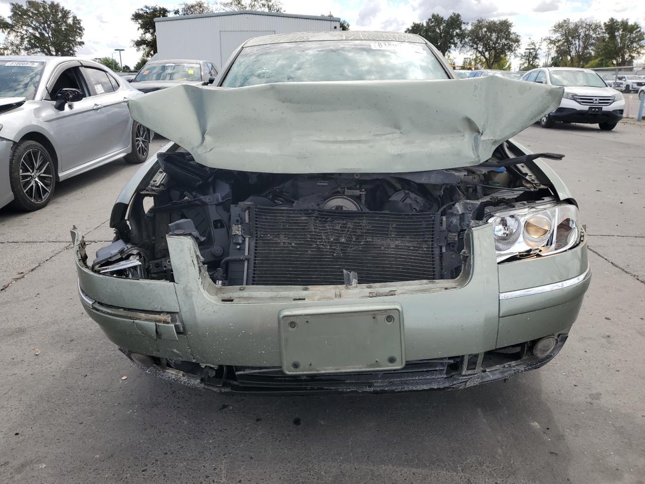 2001 VOLKSWAGEN Passat