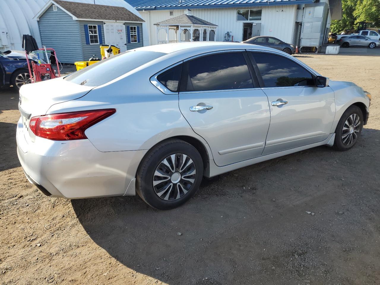 2017 NISSAN ALTIMA