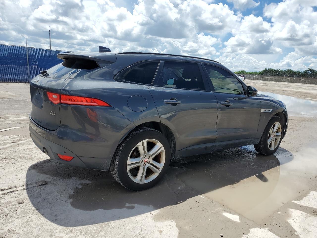 2018 JAGUAR F-Pace