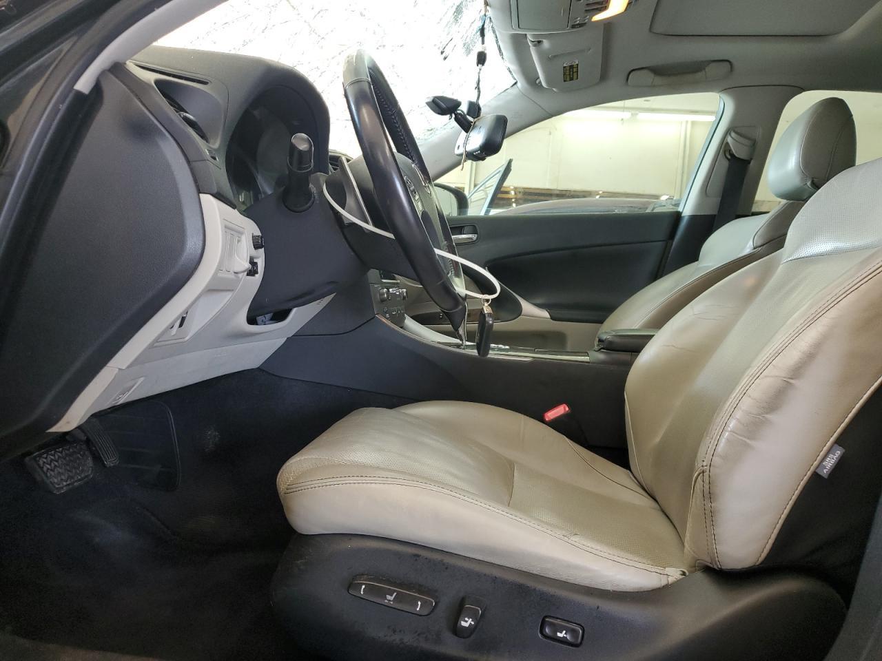 2009 LEXUS IS 250