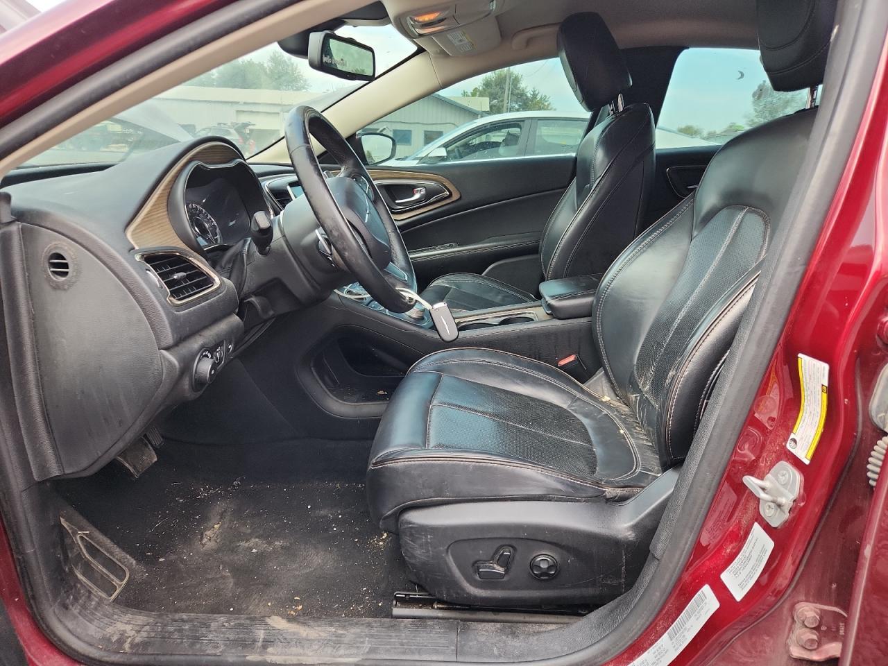 2015 CHRYSLER 200
