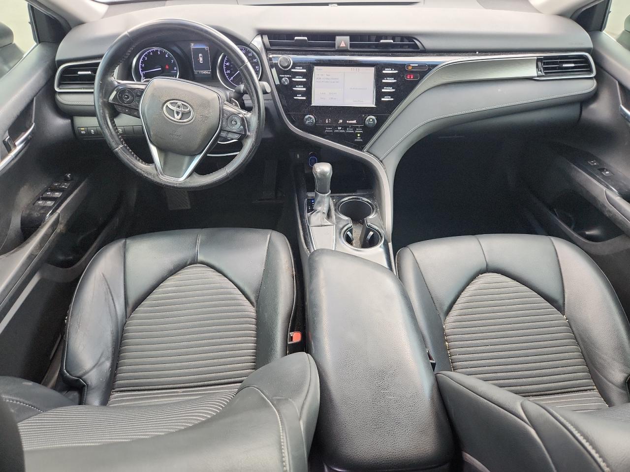 2019 TOYOTA CAMRY