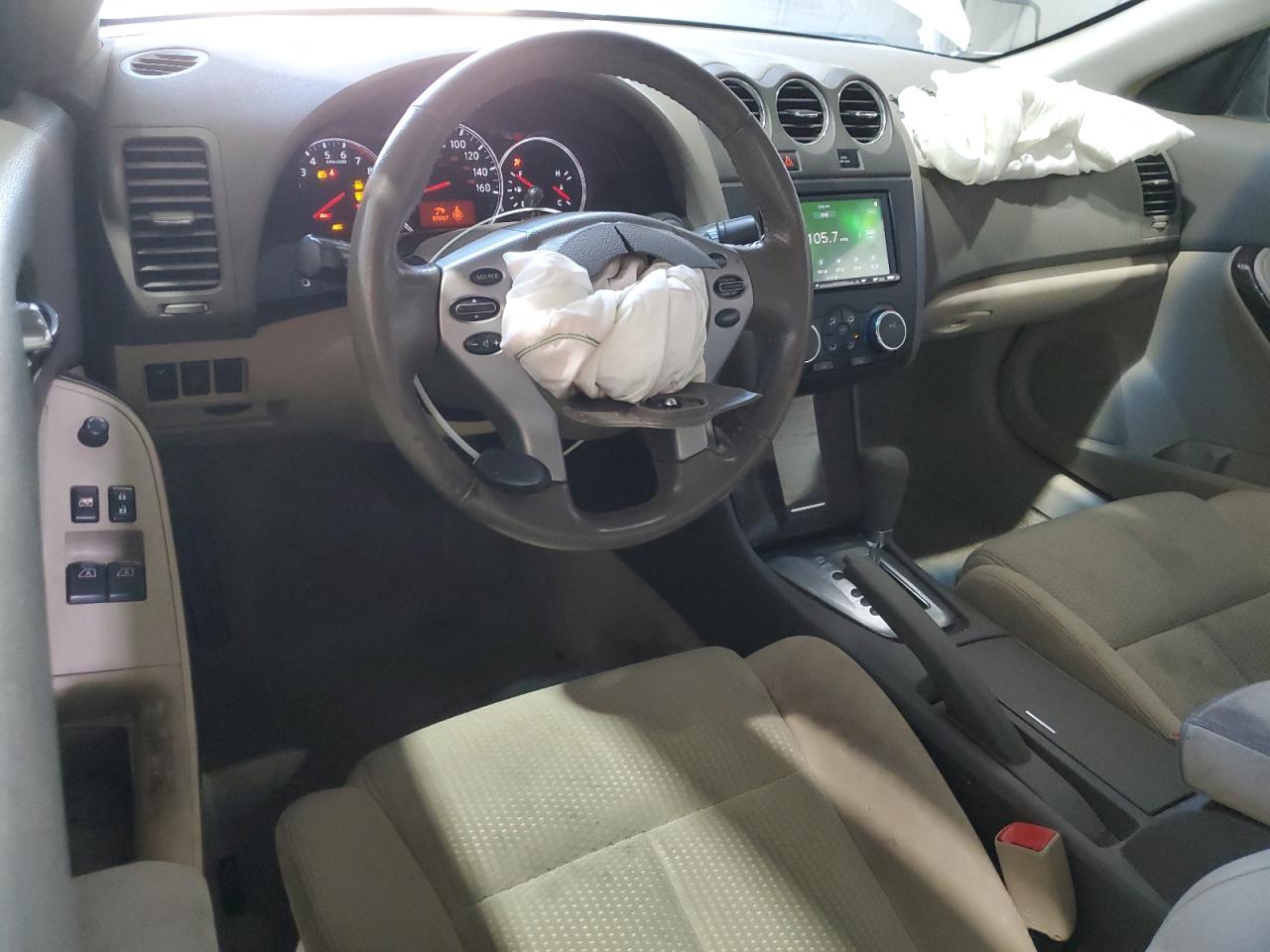 2010 NISSAN ALTIMA