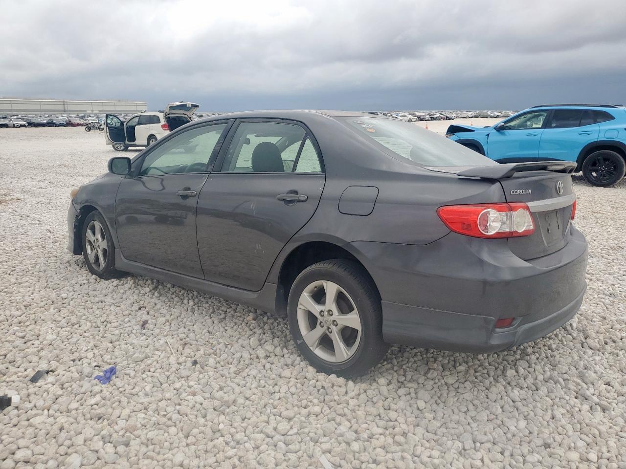 2011 TOYOTA COROLLA