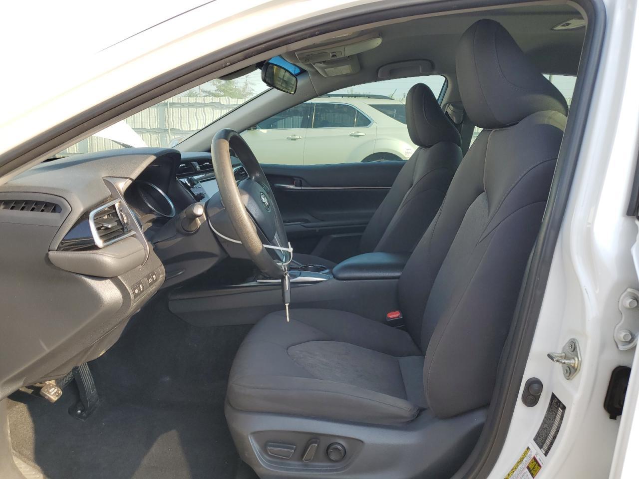 2018 TOYOTA CAMRY