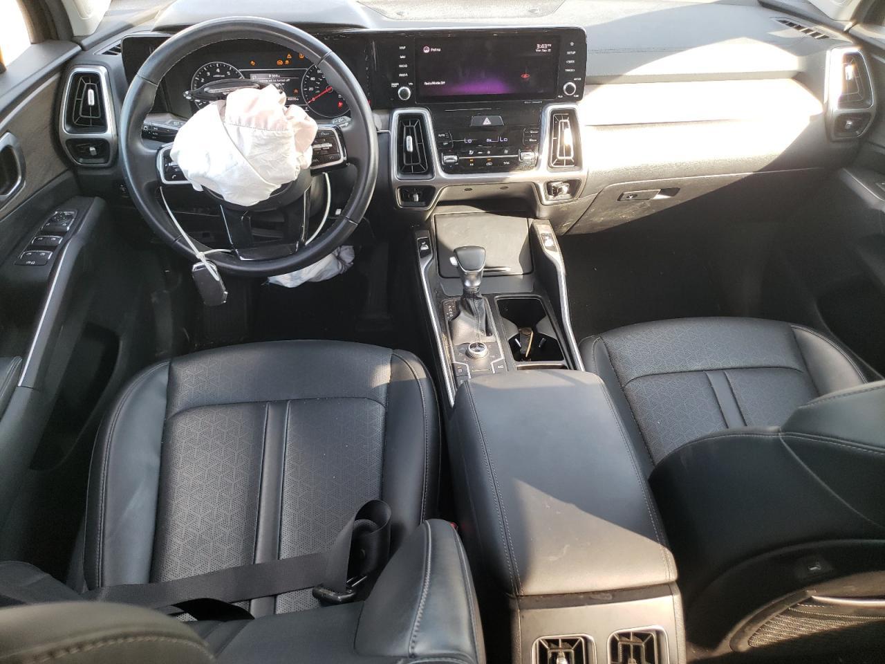 2022 KIA SORENTO