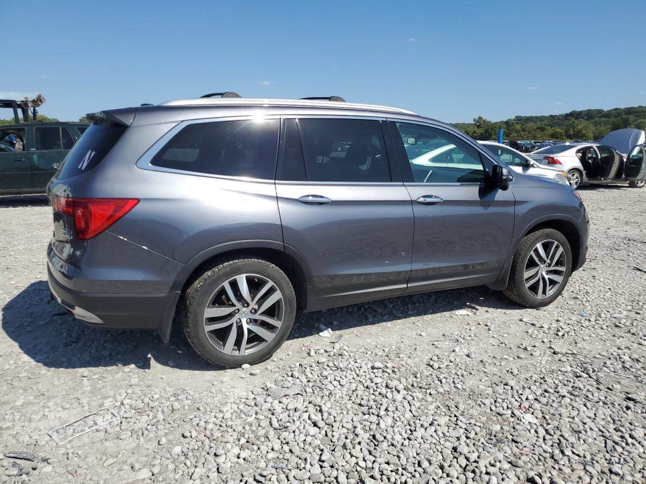2016 HONDA PILOT