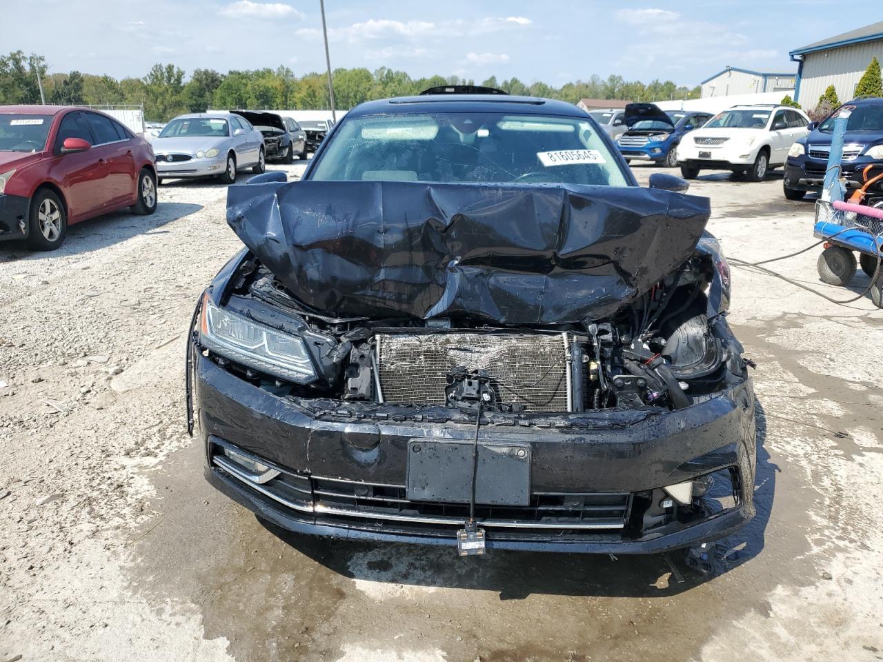 2017 VOLKSWAGEN Passat
