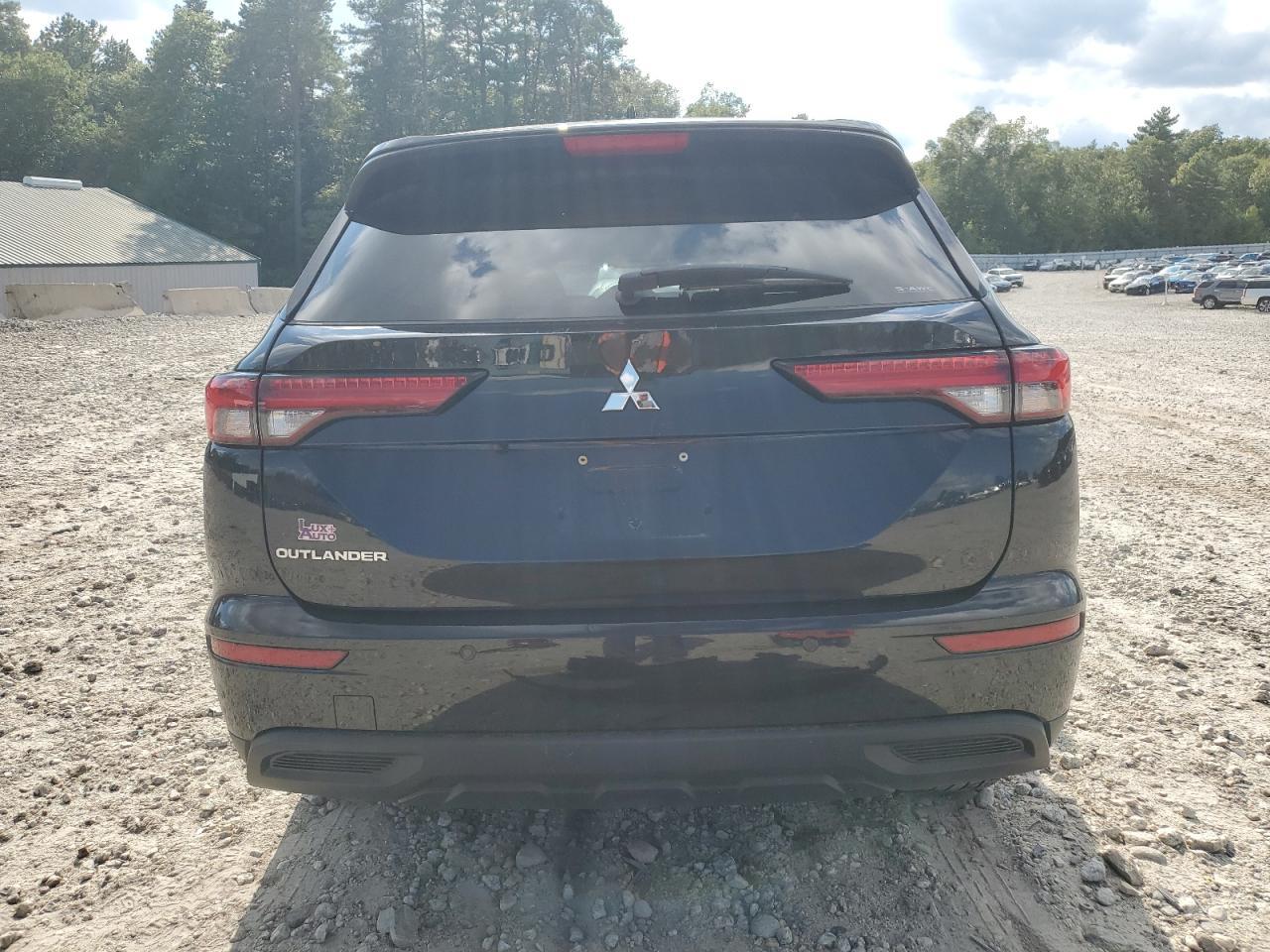 2022 MITSUBISHI outlander