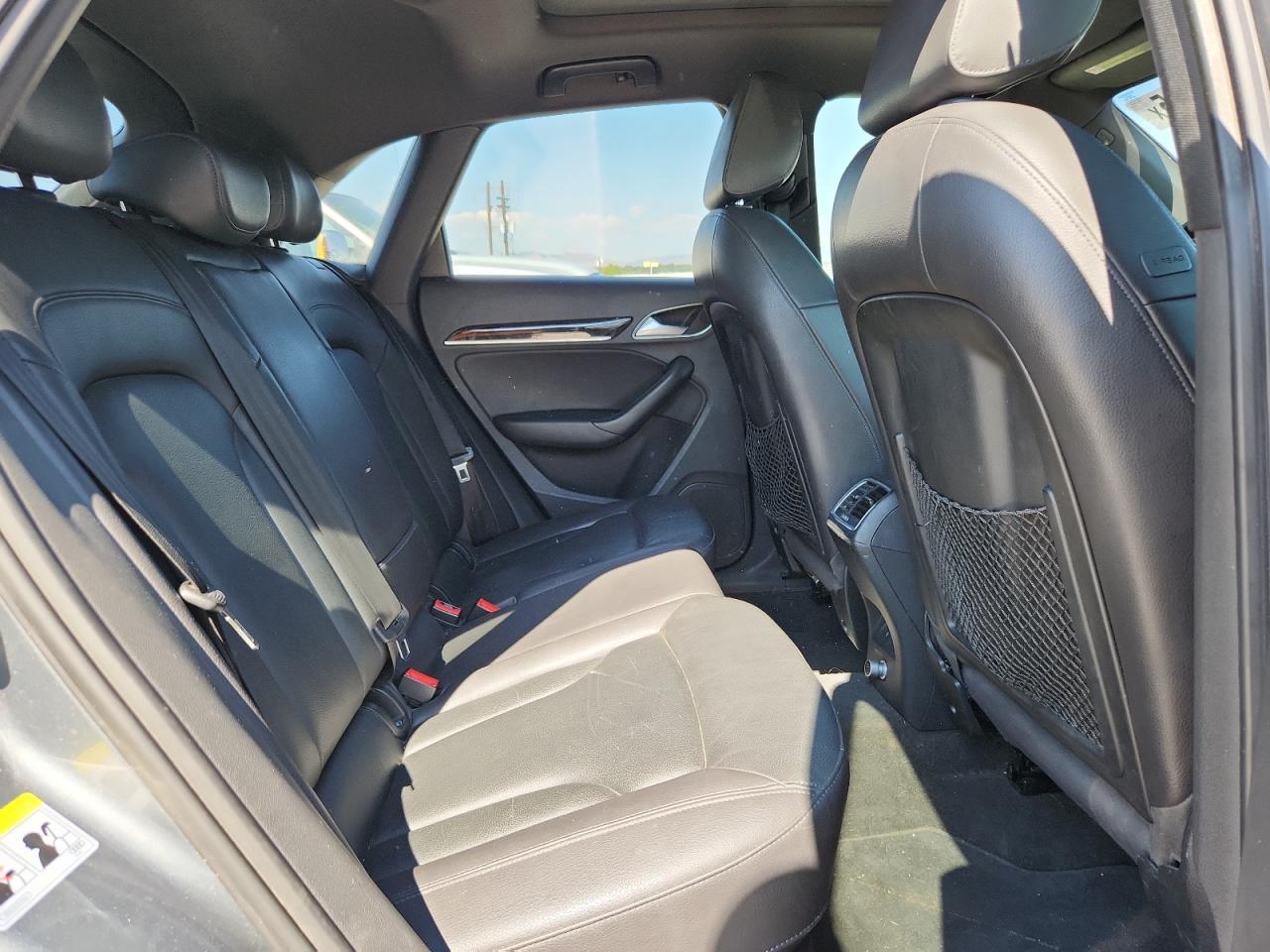 2015 AUDI Q3