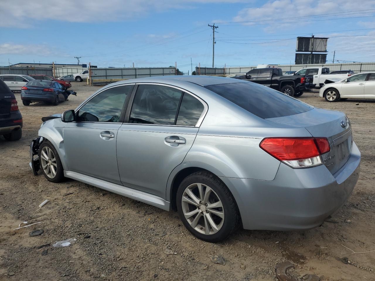 2013 SUBARU Legacy