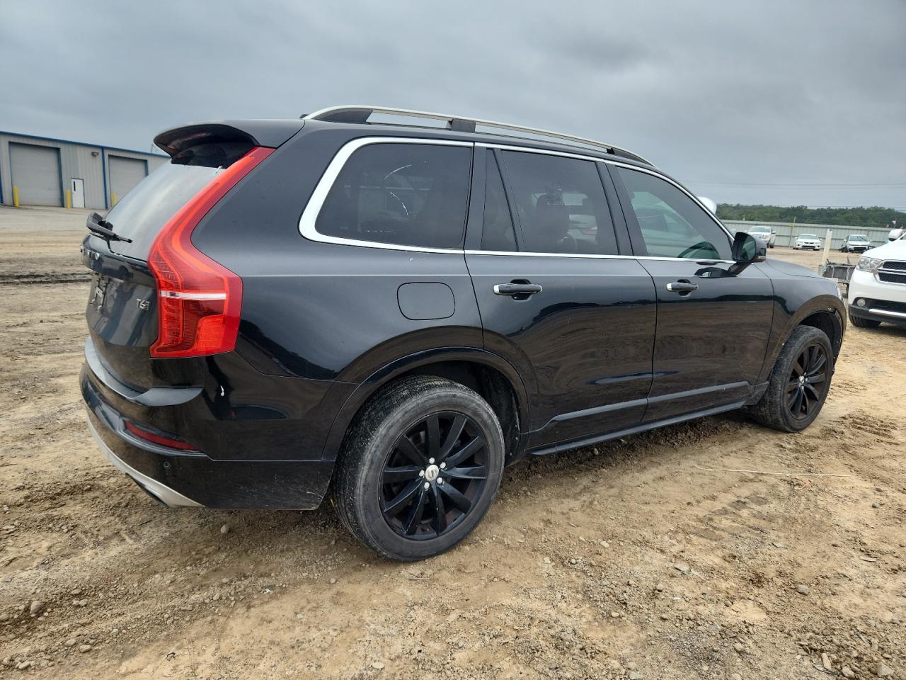 2018 VOLVO XC90