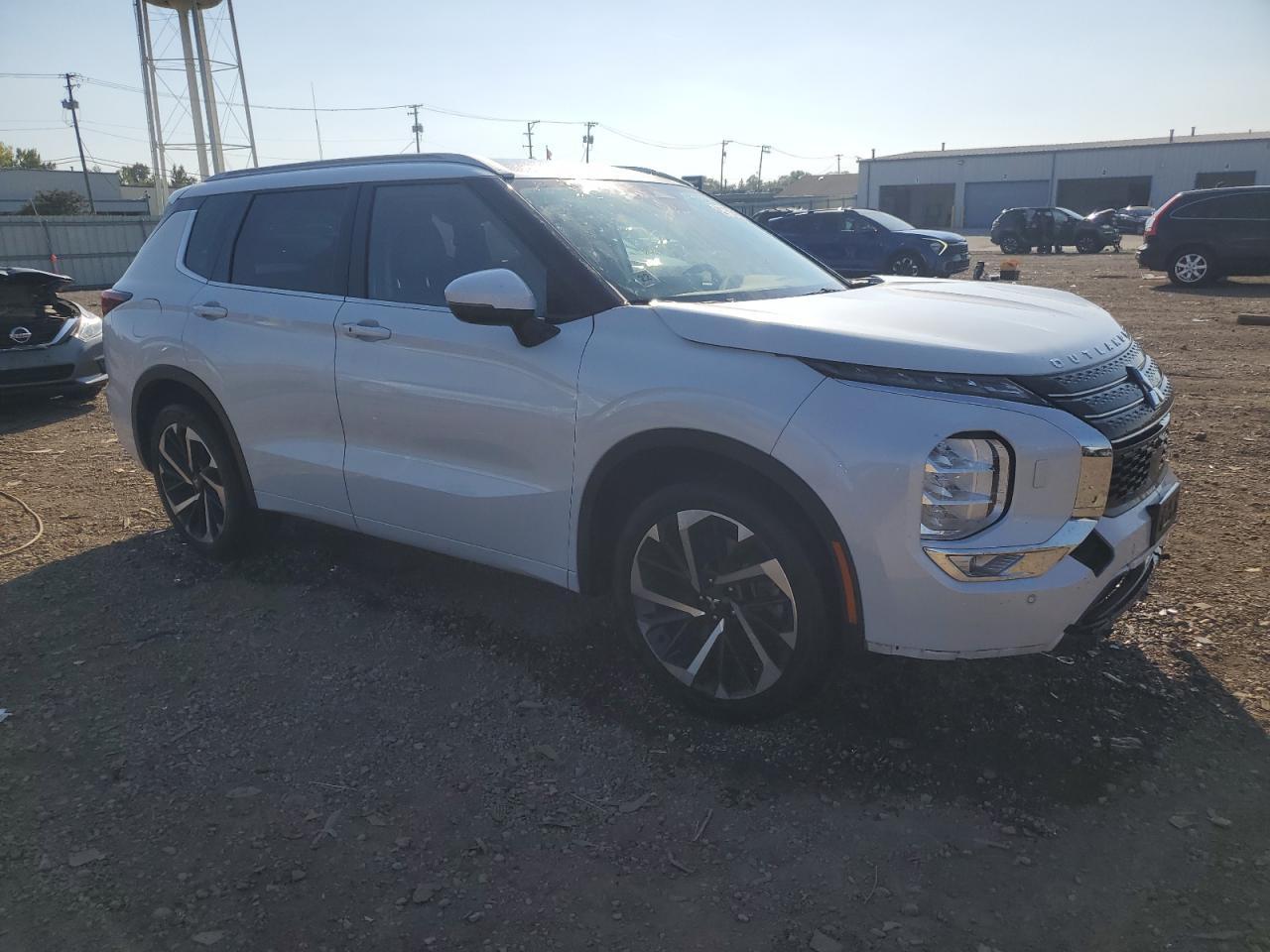 2022 MITSUBISHI outlander