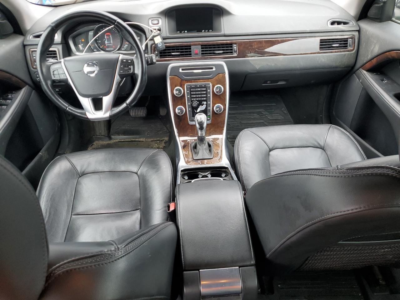 2015 VOLVO XC70