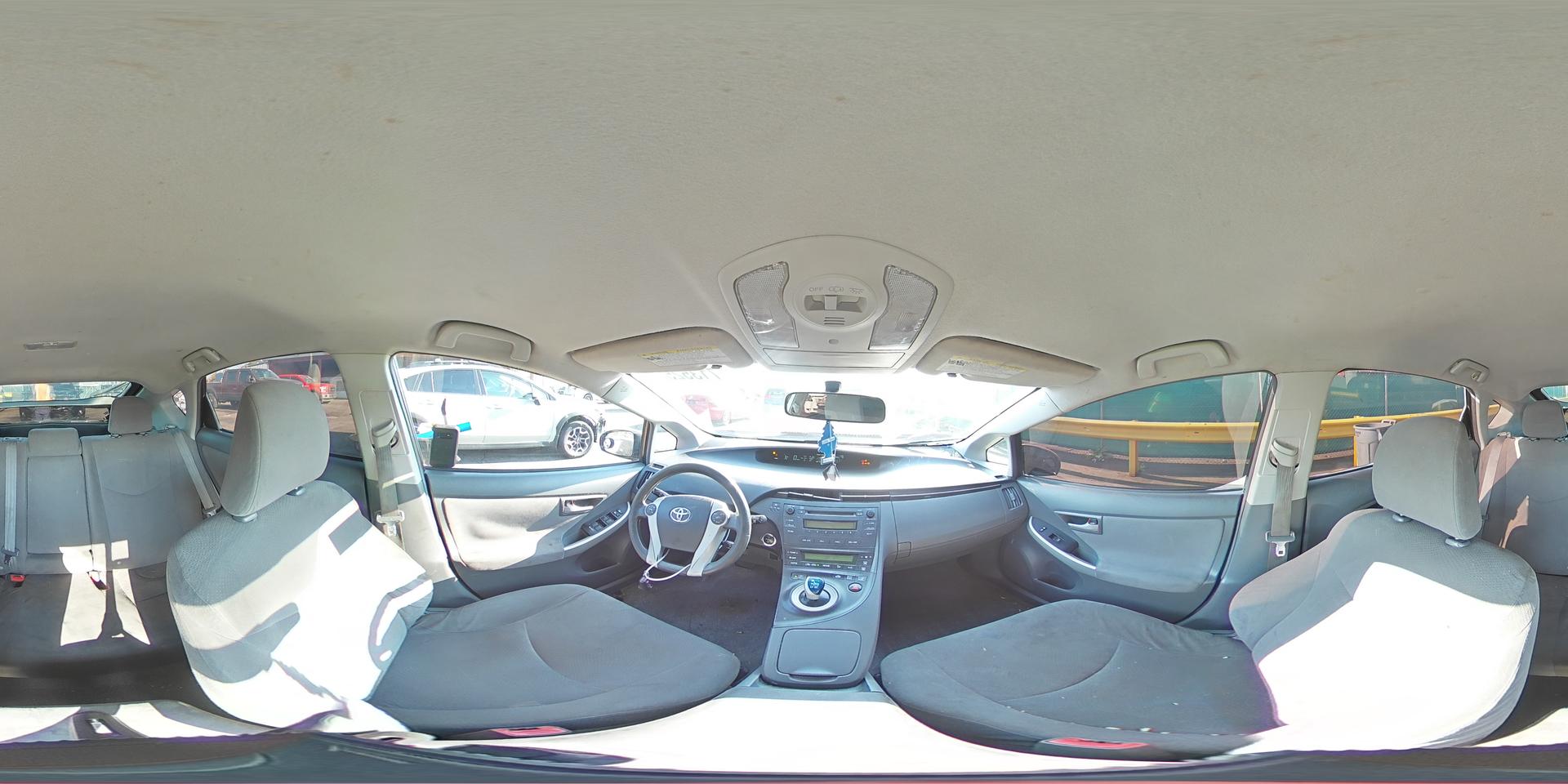 2011 TOYOTA PRIUS