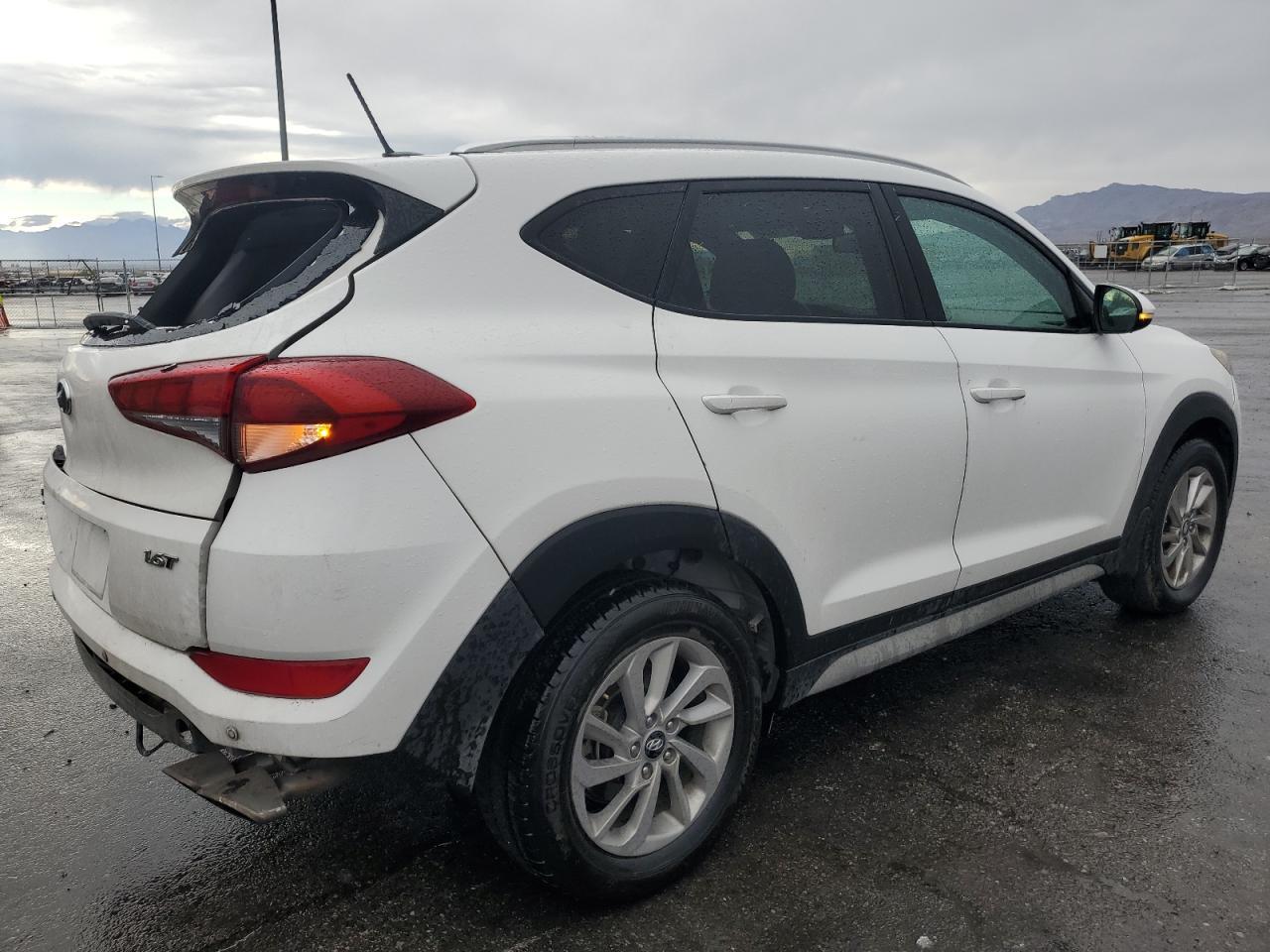 2017 HYUNDAI TUCSON