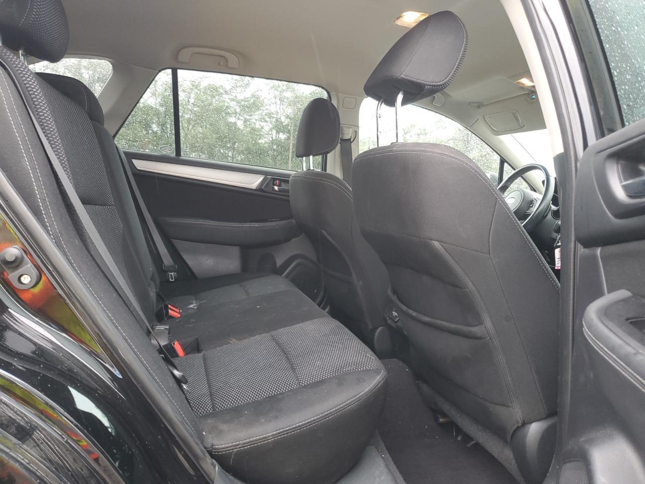2018 SUBARU Outback