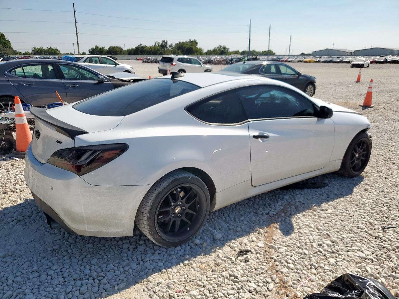 2014 HYUNDAI GENESIS