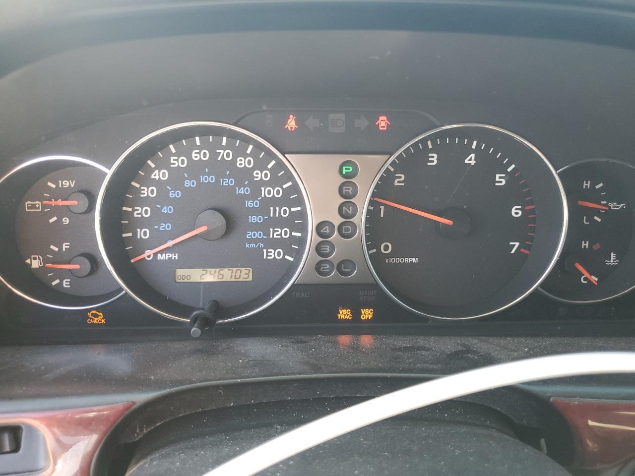 2004 TOYOTA LAND CRUISER
