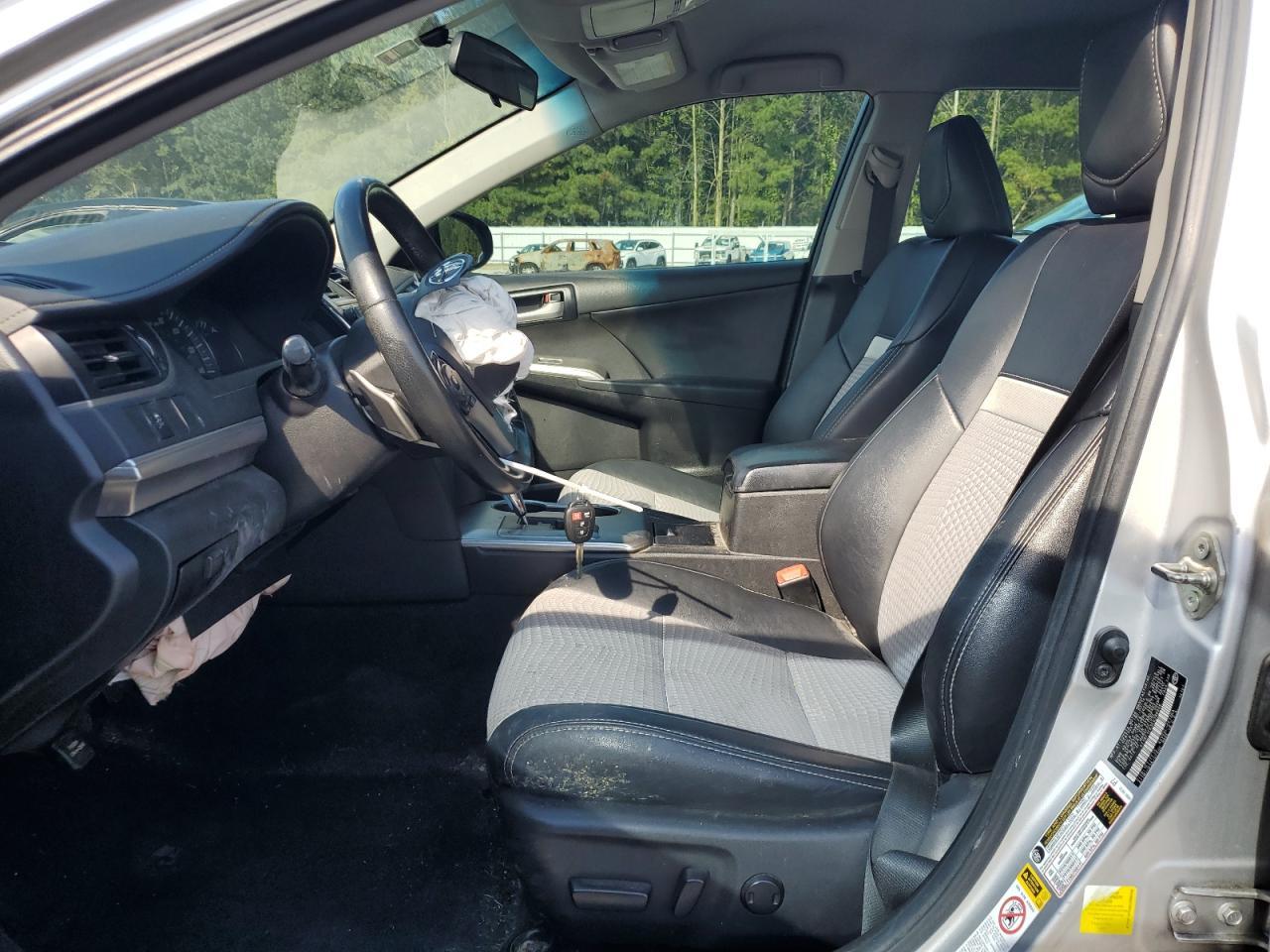 2014 TOYOTA CAMRY