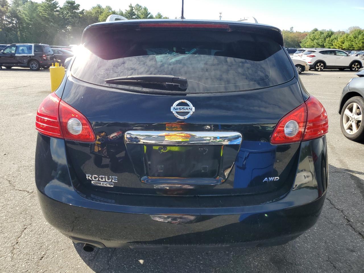 2014 NISSAN ROGUE