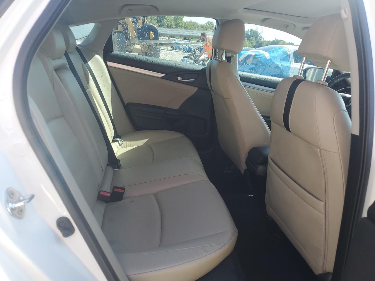 2018 HONDA CIVIC