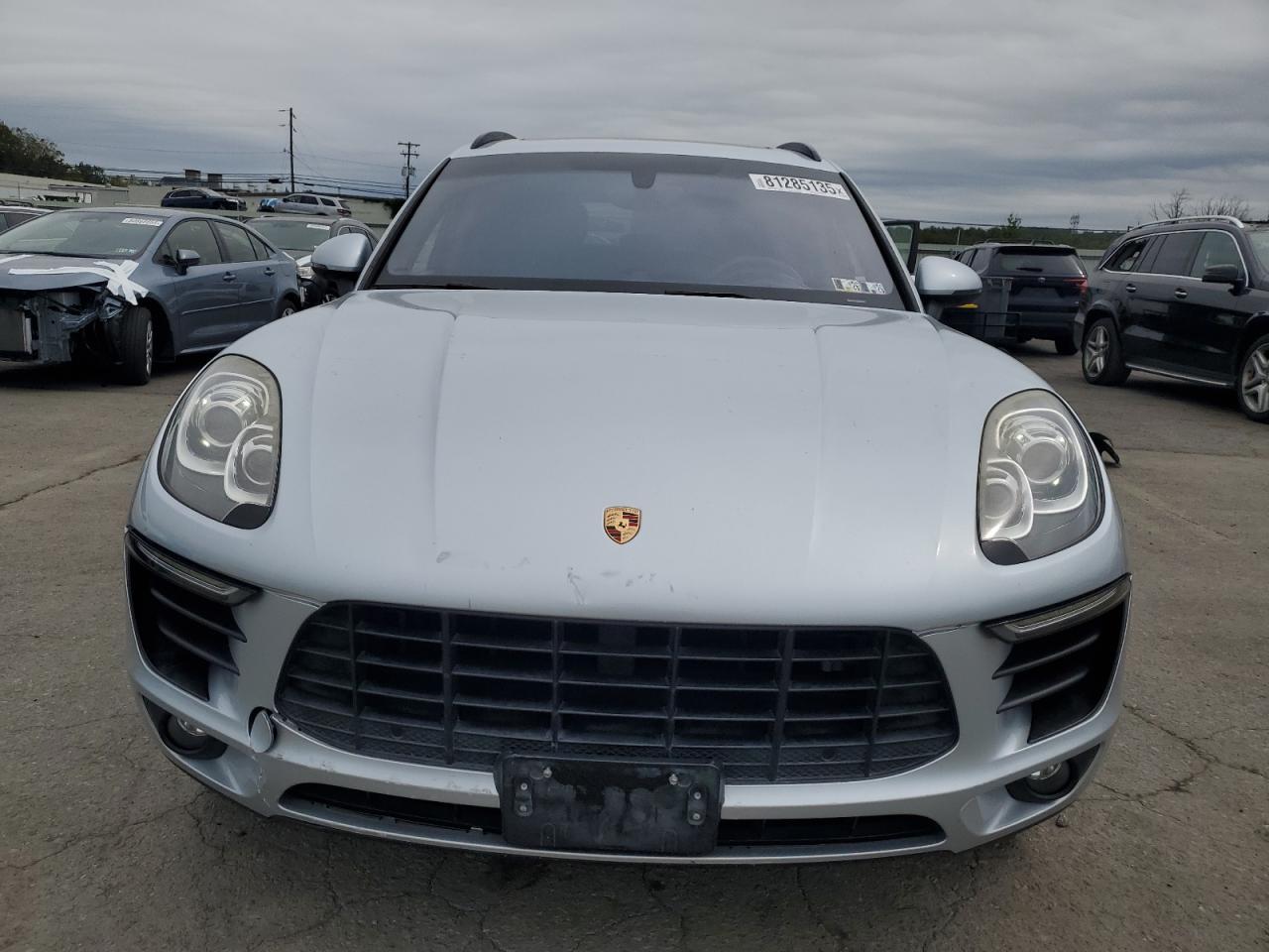 2015 PORSCHE Macan