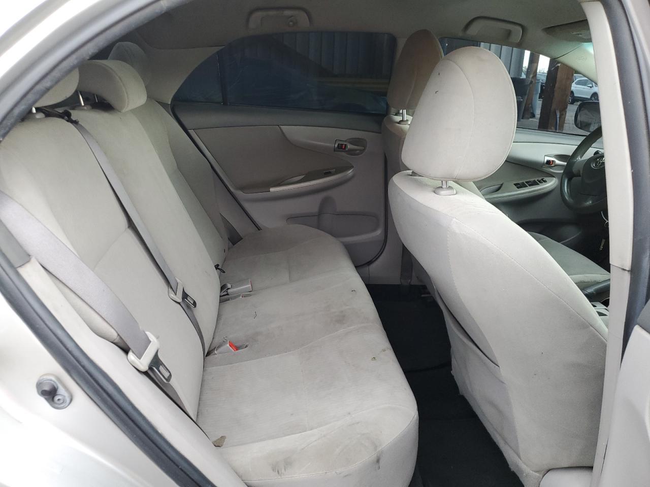 2010 TOYOTA COROLLA
